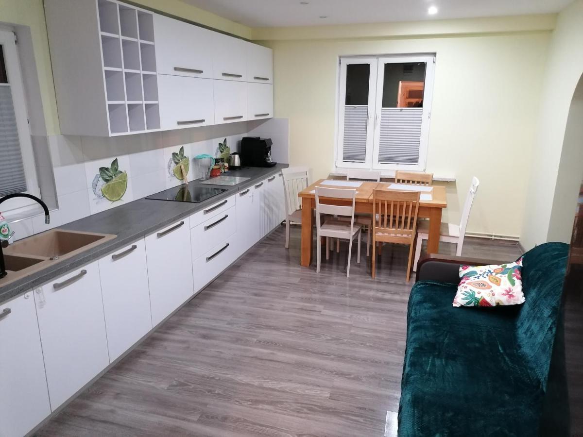Dabrowka Apartment Nowy Sacz Exterior photo